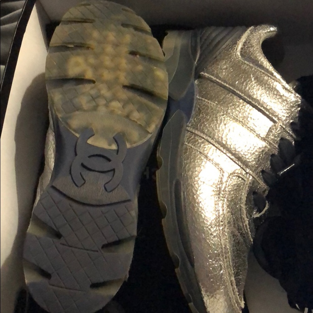 Chanel silver sneakers - Picture 2 of 4